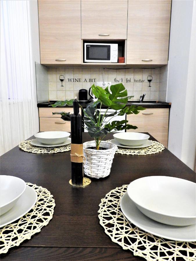 Nora Studio Apartman - Eger Exterior photo