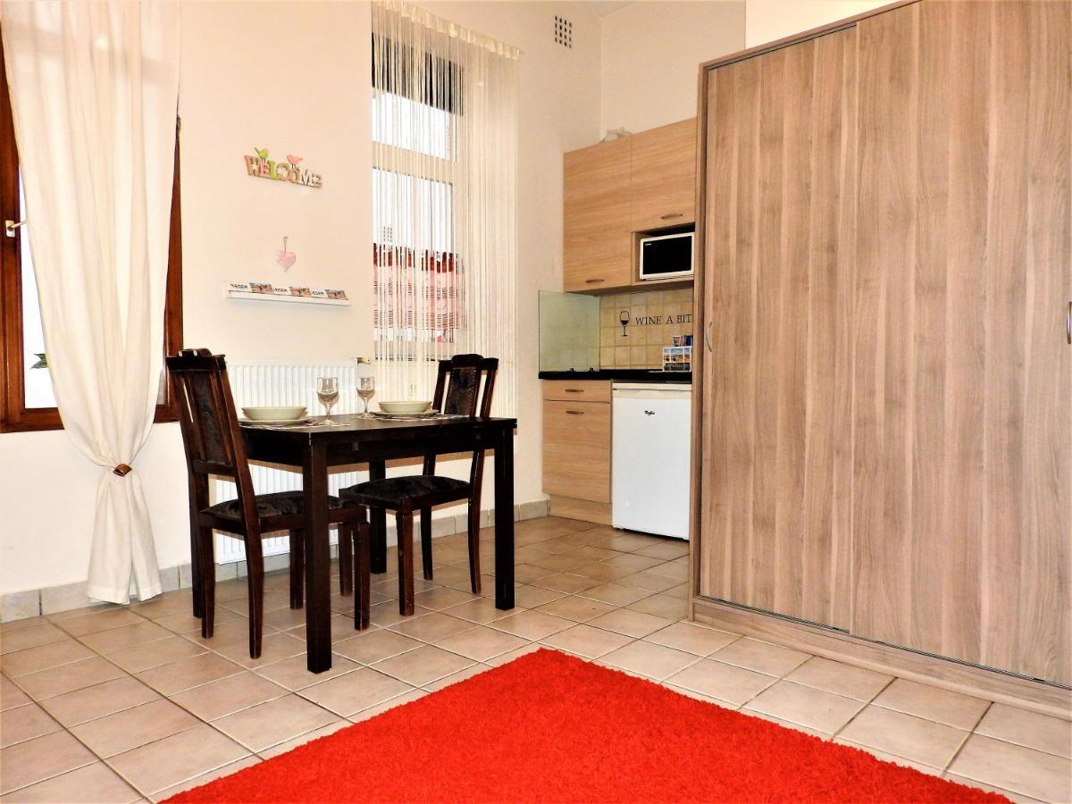 Nora Studio Apartman - Eger Exterior photo